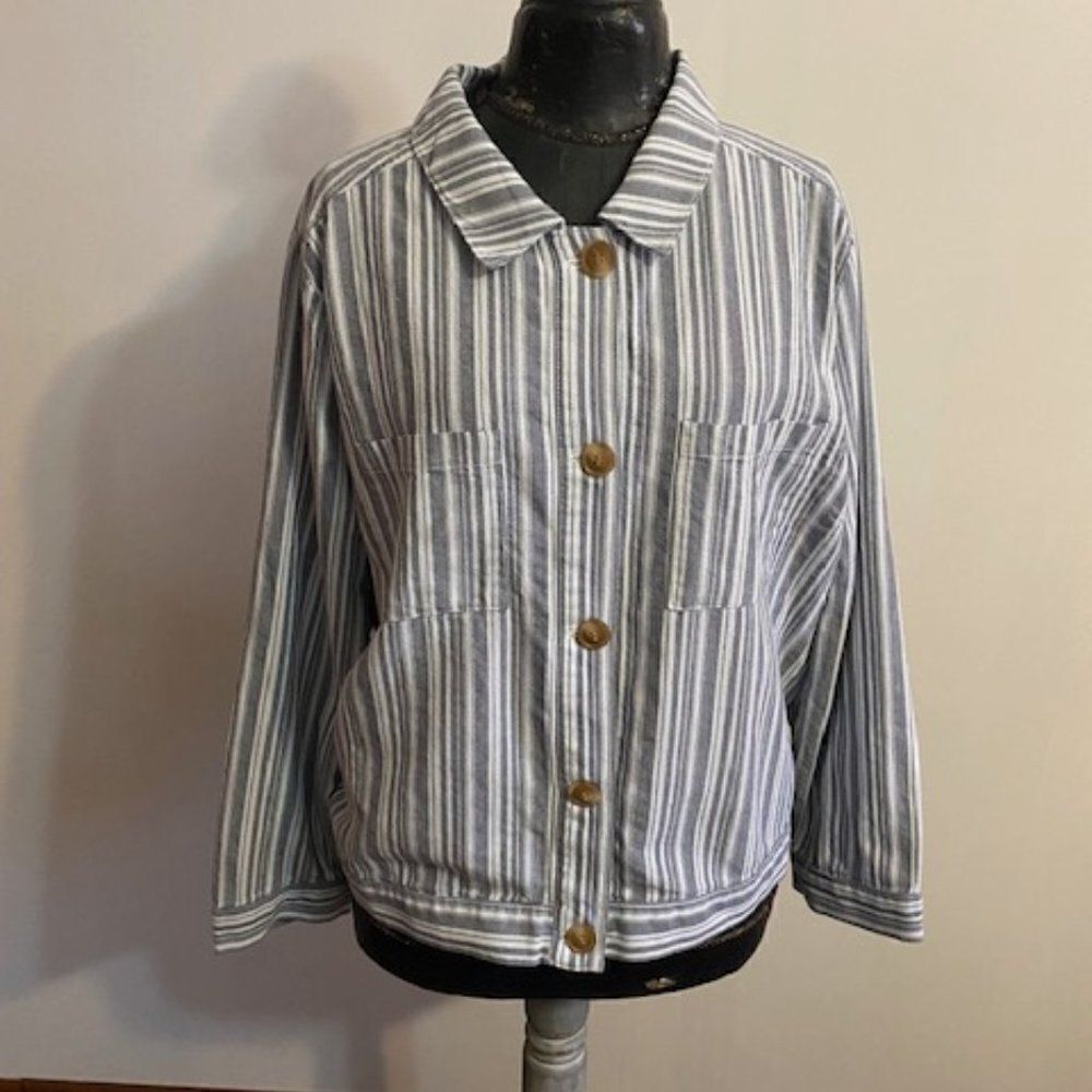 89th+Madison Gray/White stripe Blazer with front pockets, size 3X